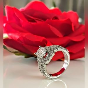 S925 Sterling Silver Round Cut White Crystal Rhinestone Engagement Ring